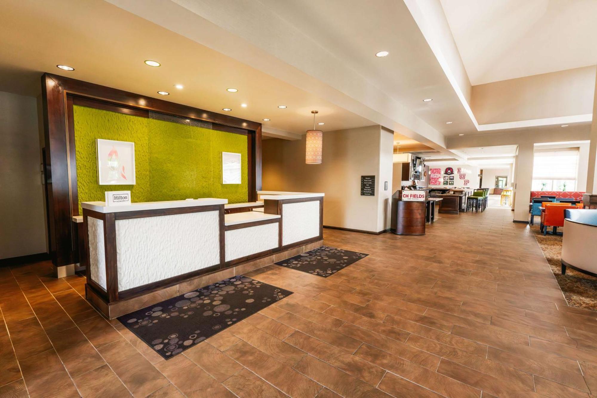 Hilton Garden Inn Indiana At Iup Ngoại thất bức ảnh